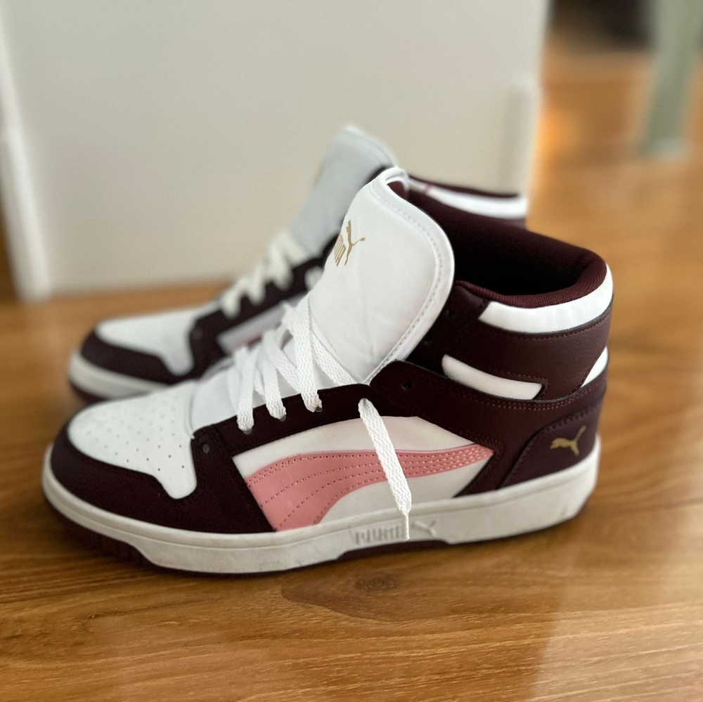 Puma Rebound Layup Size 9 in Women's # White Rose Wine #
